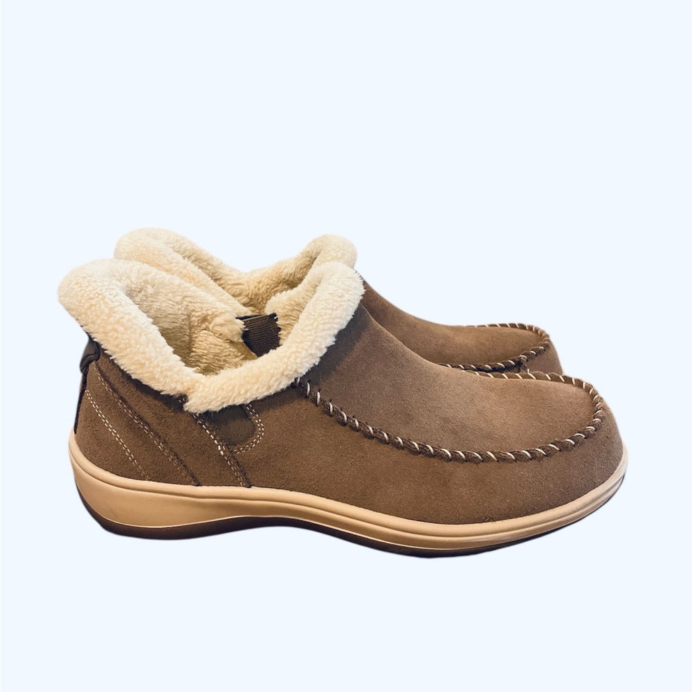Orthofeet Lorin hands free slip on shoes Women size 9 light brown